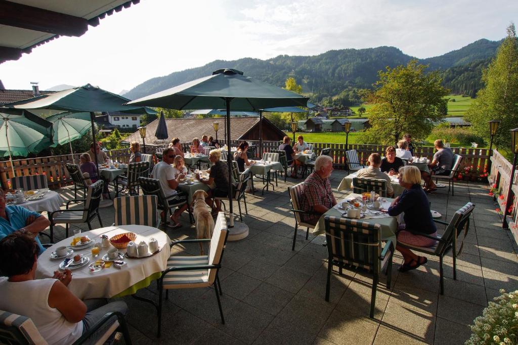 Hotel Lipeter & Bergheimat Weissensee Exterior foto